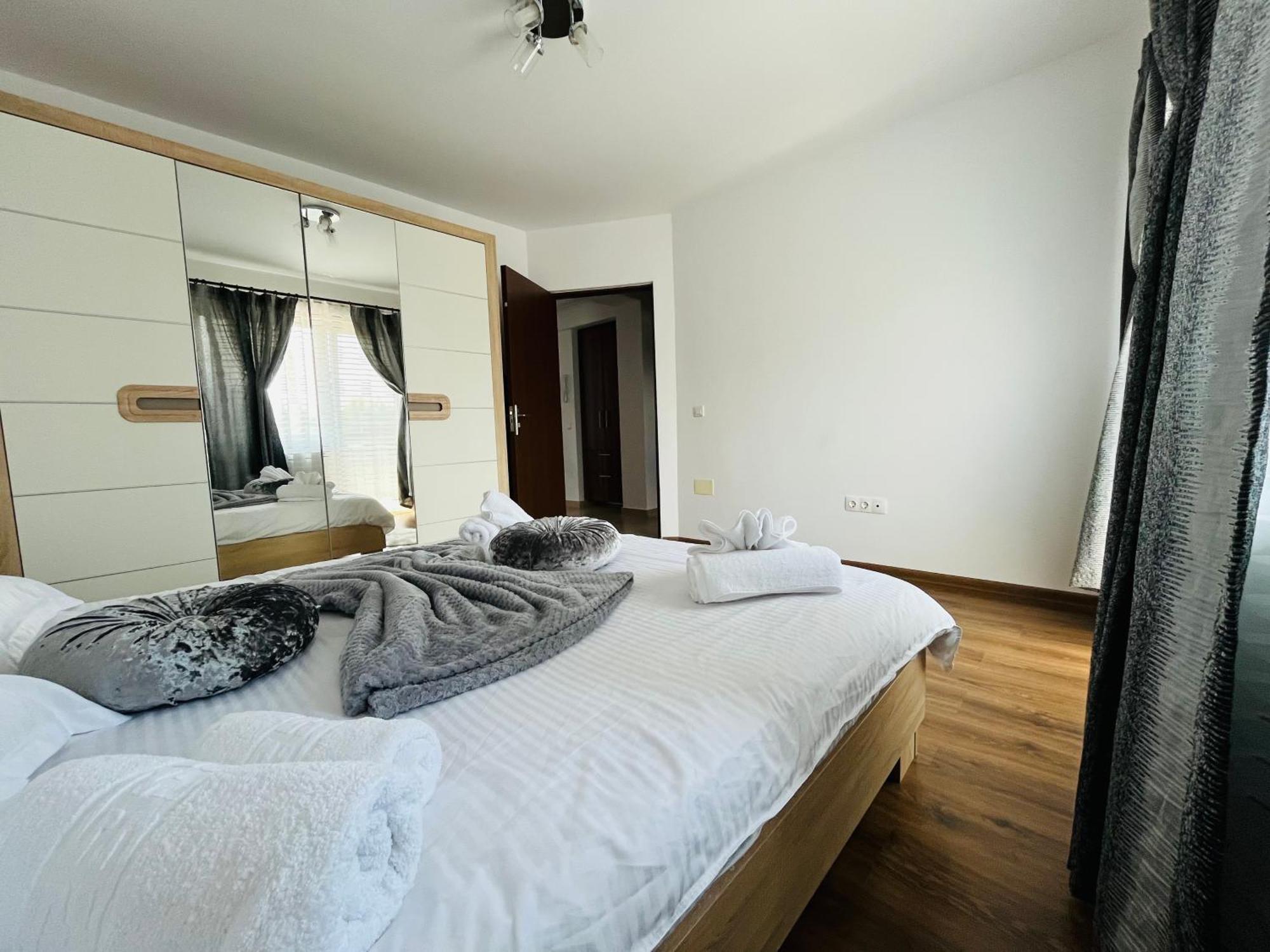 Green Apartaments Zărneşti Exteriér fotografie