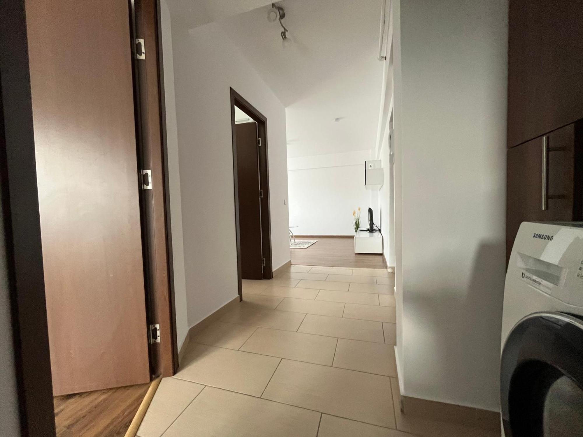 Green Apartaments Zărneşti Exteriér fotografie