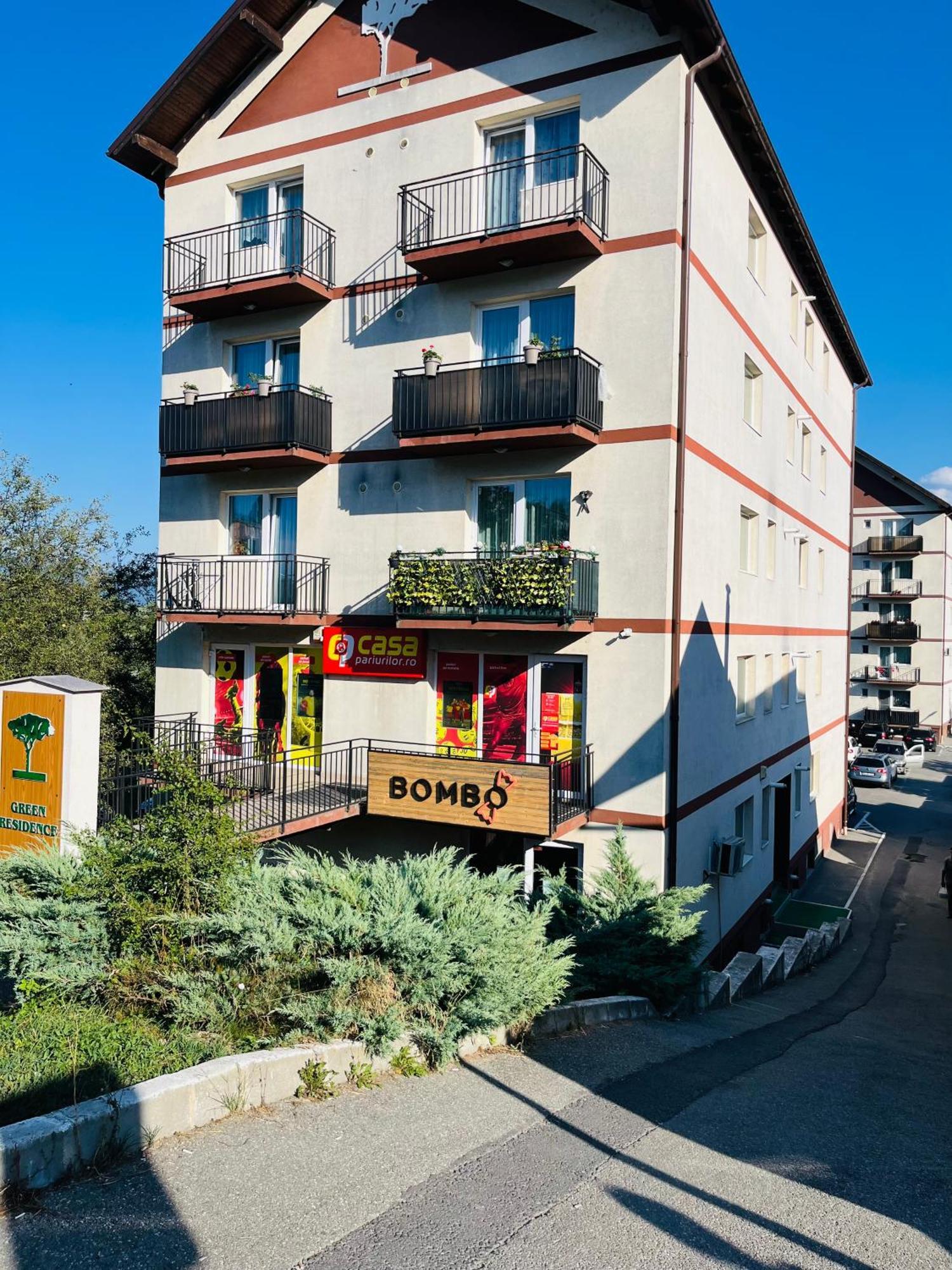 Green Apartaments Zărneşti Exteriér fotografie